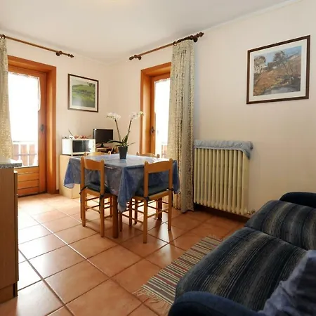 Apartment Bait Dal Cucu *